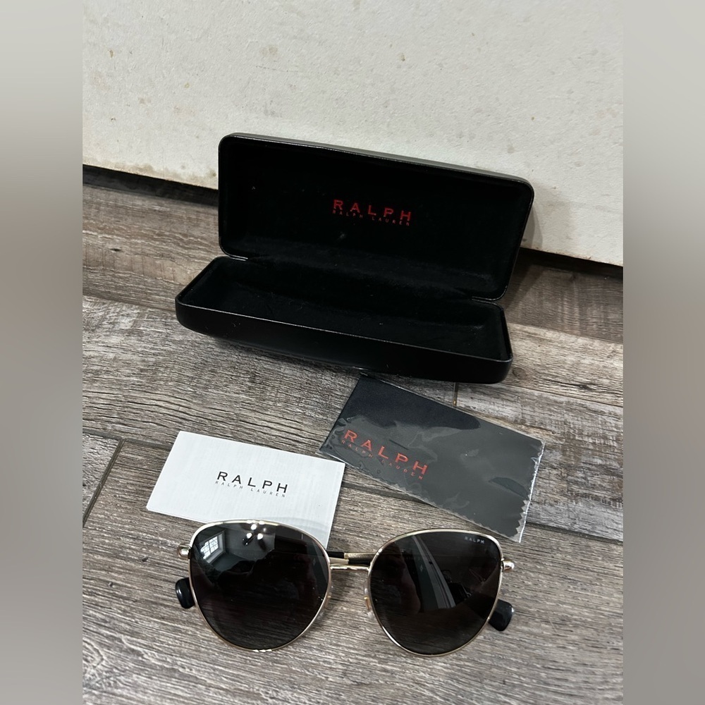 Ralph Lauren Black metal rimmed Sunglasses with Case and Accessories